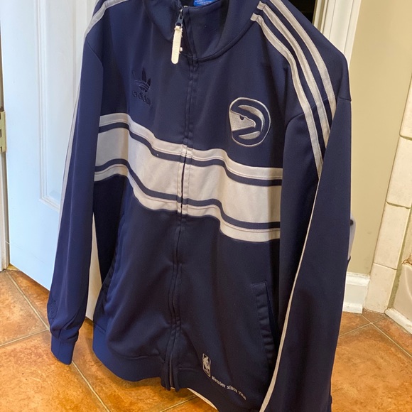 Atlanta Hawks season ticket jacket Adidas - Picture 4 of 10